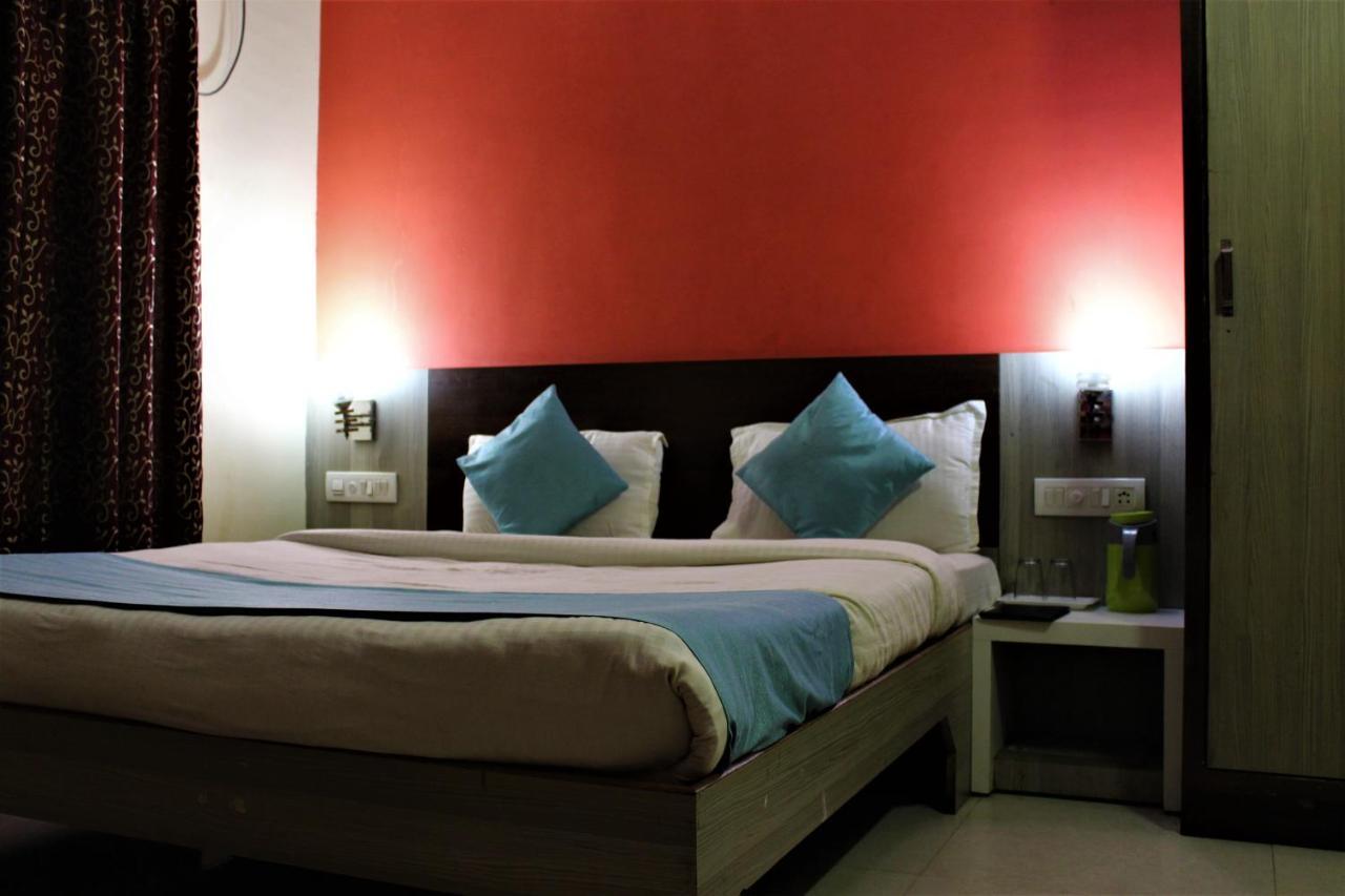 Hotel Park Lagoon Puri Luaran gambar