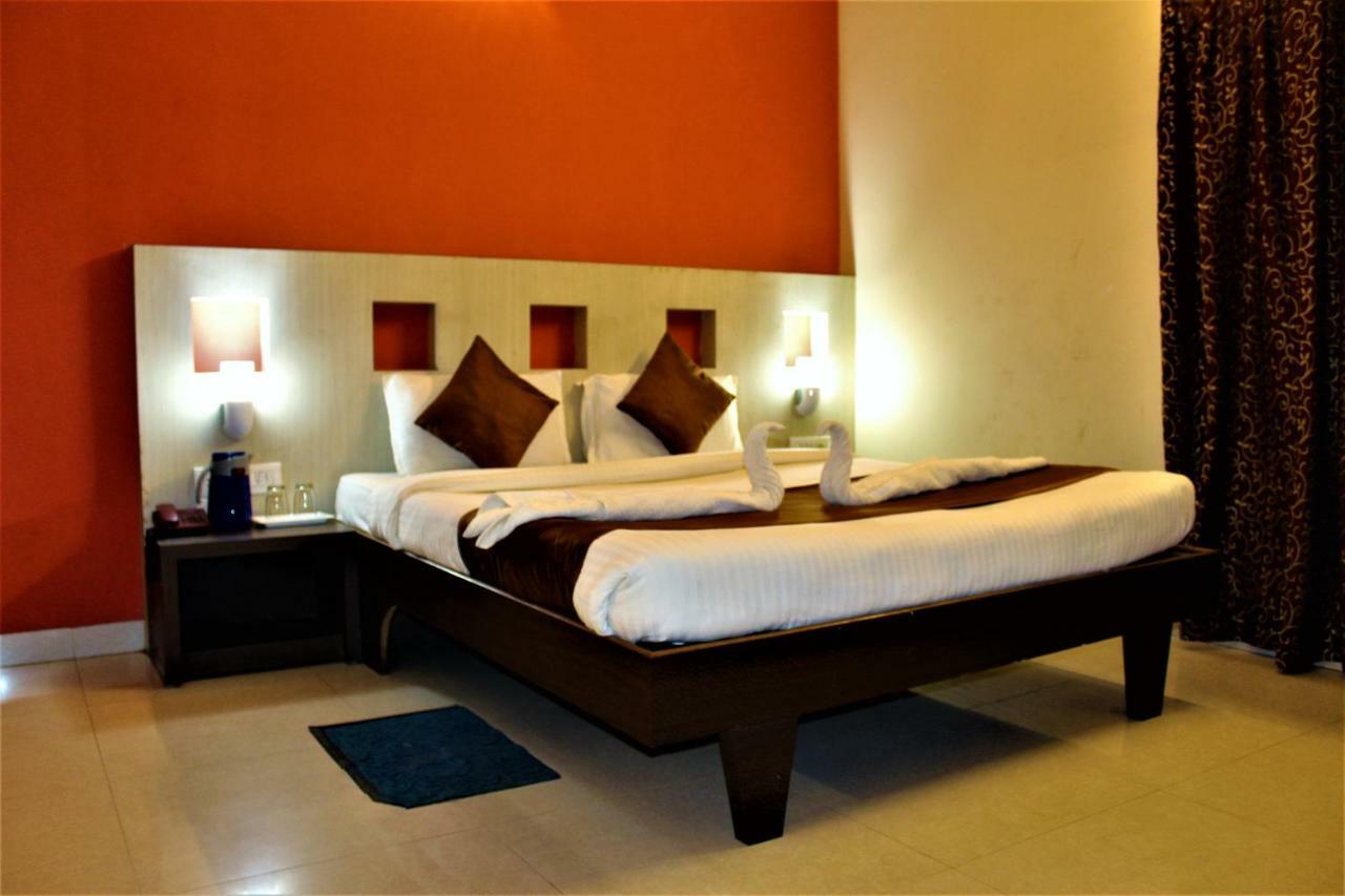 Hotel Park Lagoon Puri Luaran gambar
